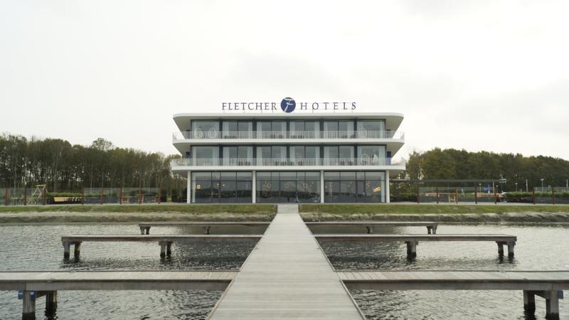 Fletcher Hotel-Restaurant Het Veerse Meer أرنيماودن المظهر الخارجي الصورة