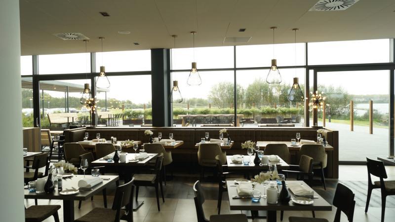Fletcher Hotel-Restaurant Het Veerse Meer أرنيماودن المظهر الخارجي الصورة